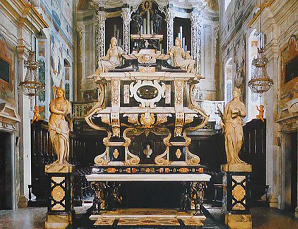 Arca seicentesca dei Patroni